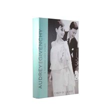 Livro Decorativo Audrey and Givenchy 24x18x3,5cm