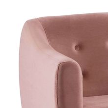 Poltrona Mimo Rosê Com Botonê Pés De Madeira Castanho