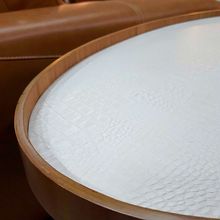 Mesa Lateral Oval X10 90x45x59cm Off White e Amêndoa