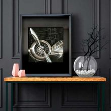 Quadro Turbina Preto Com Moldura 103x83cm