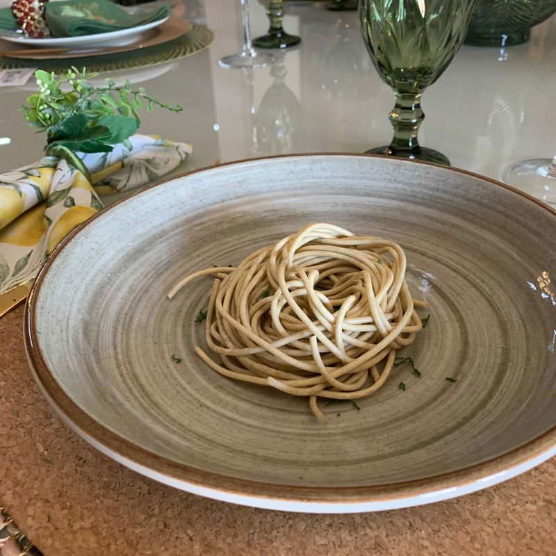 prato-pasta-cinza