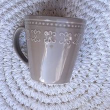 Caneca Corona Relieve Cinza 300ML