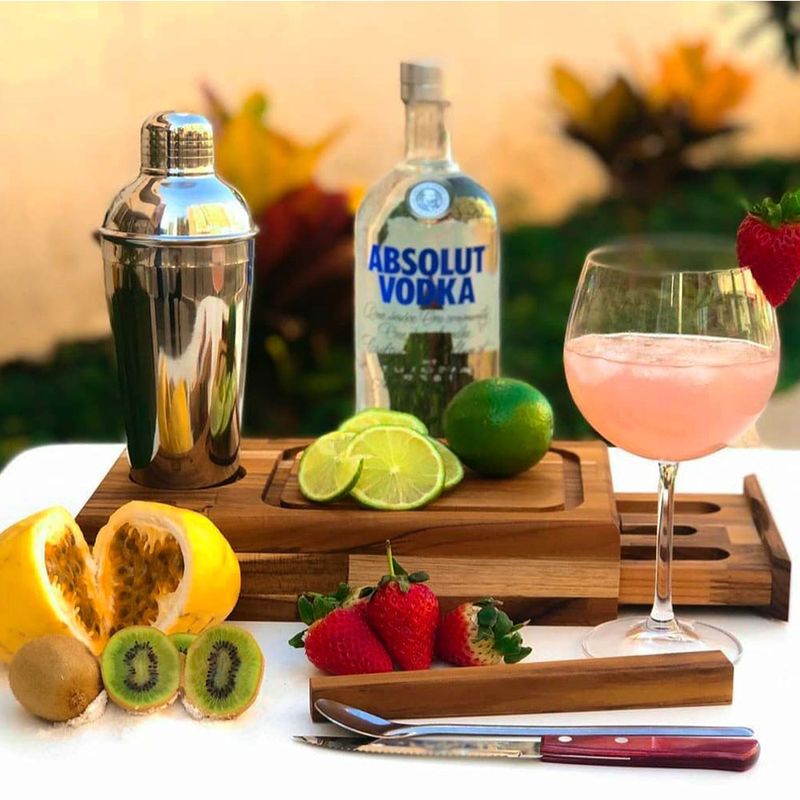 Kit-Bar-Coqueteleira-Madeira-Teca