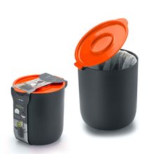 LIXEIRA DE PIA COM ARAMADO LARANJA E CINZA Ø16X19CM