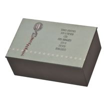 CAIXA RETANGULAR SOB O MESMO CÉU PEQUENA