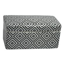 CAIXA RETÂNGULAR DE CERÂMICA DESENHO GEOMÉTRICO PRETO E BRANCO