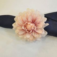 ARGOLA PARA GUARDANAPO DÁLIA 4 UNIDADES