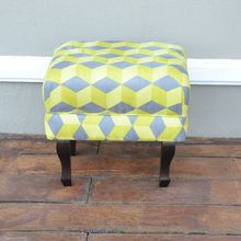 PUFF RETANGULAR MOSAICO AMARELO E CINZA