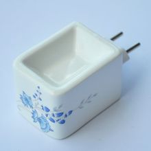 AROMATIZADOR ELÉTRICO COM TOMADA FLORES AZUL